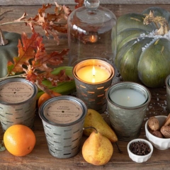 COLONIAL OLIVE BUCKET CANDLE