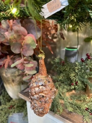 BRONZE PINECONE WITH GLITTER SEQUINS