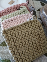 LIGHT GREEN CROCHETED POTHOLDER