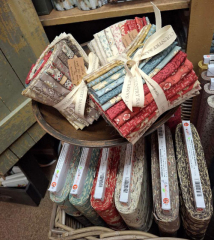 FARMHOUSE FAT QUARTER BUNDLE