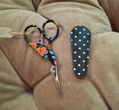 BLACK STORK SCISSOR WITH SHEATH