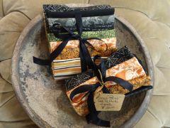 HOCUS POCUS FAT QUARTER BUNDLE - 2 YARDS