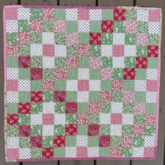 AROUND THE GARDEN AGAIN 26" x 26" Quilt Pattern