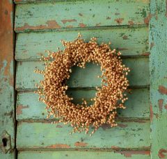 NATURAL PEPPER BERRY WREATH 12"
