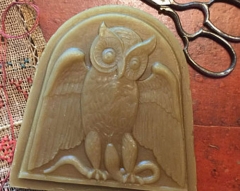 OLD MR OWL WAXER NATURAL BEESWAX