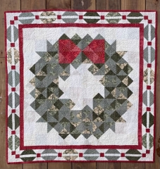 HOLLY WREATH QUILT KIT (Pattern not Included)