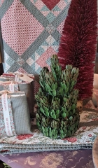 IRON PINE TREE - GREEN -SALE