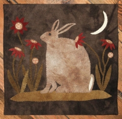 PRIMITIVE HARE IN THE WILDFLOWERS PATTERN
