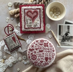 MEMENTOS OF THE HEART CROSS STITCH BOOK