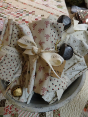 PINT SIZED NEUTRALS FQ BUNDLE