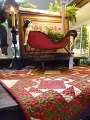 WINTERBERRY TABLE TOPPER PATTERN